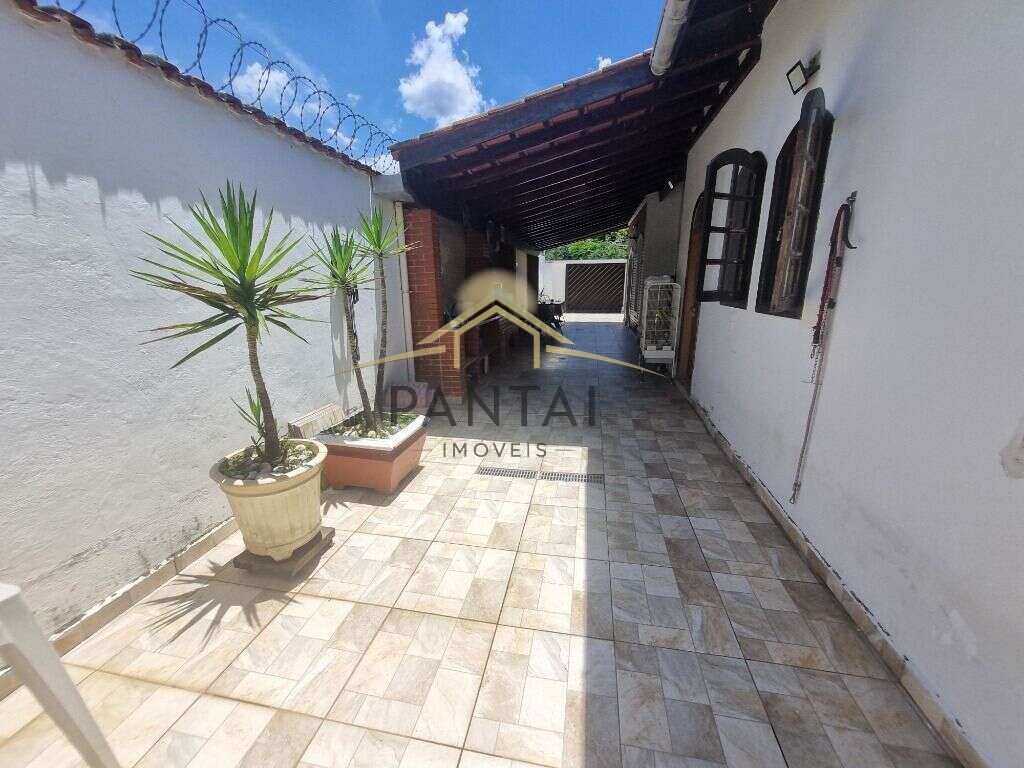 Casa à venda com 3 quartos, 214,45m² - Enseada,Guarujá