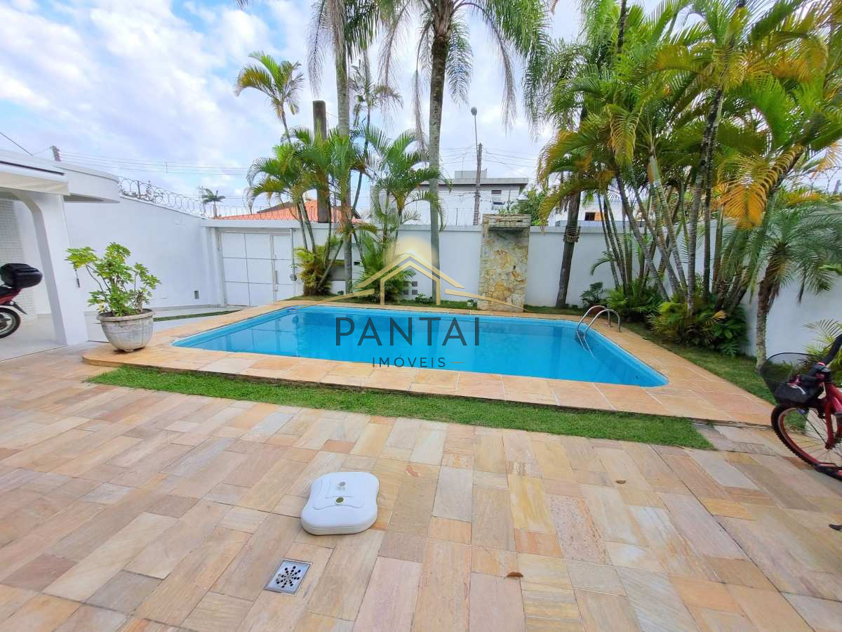 Casa à venda com 3 quartos, 220m² - Enseada,Guarujá