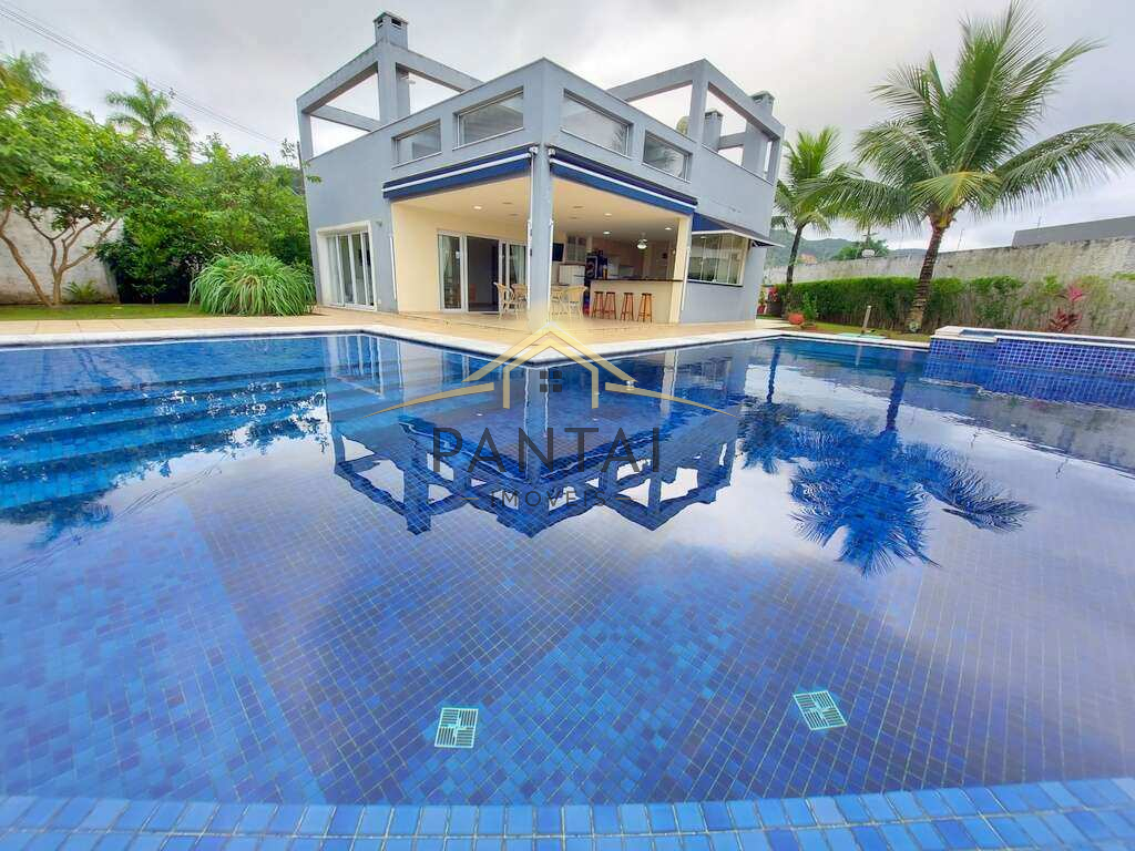 Casa à venda com 5 quartos, 439m² - Enseada,Guarujá